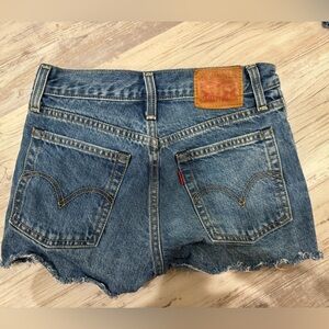 Levi’s Medium Wash Jean Shorts Size 24